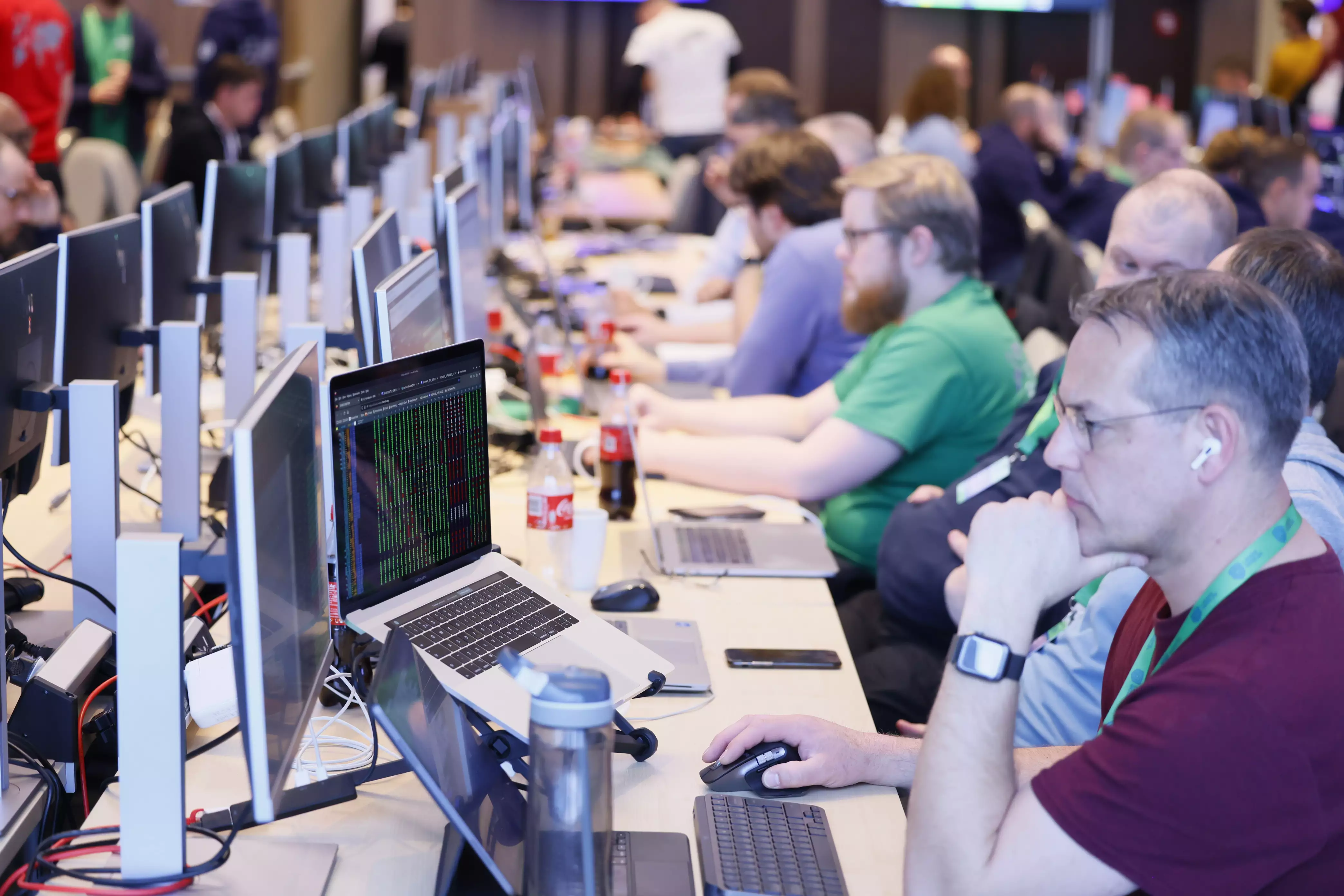 NATO%20loocked%20shileds%20tatbikat%C4%B1%20(5)