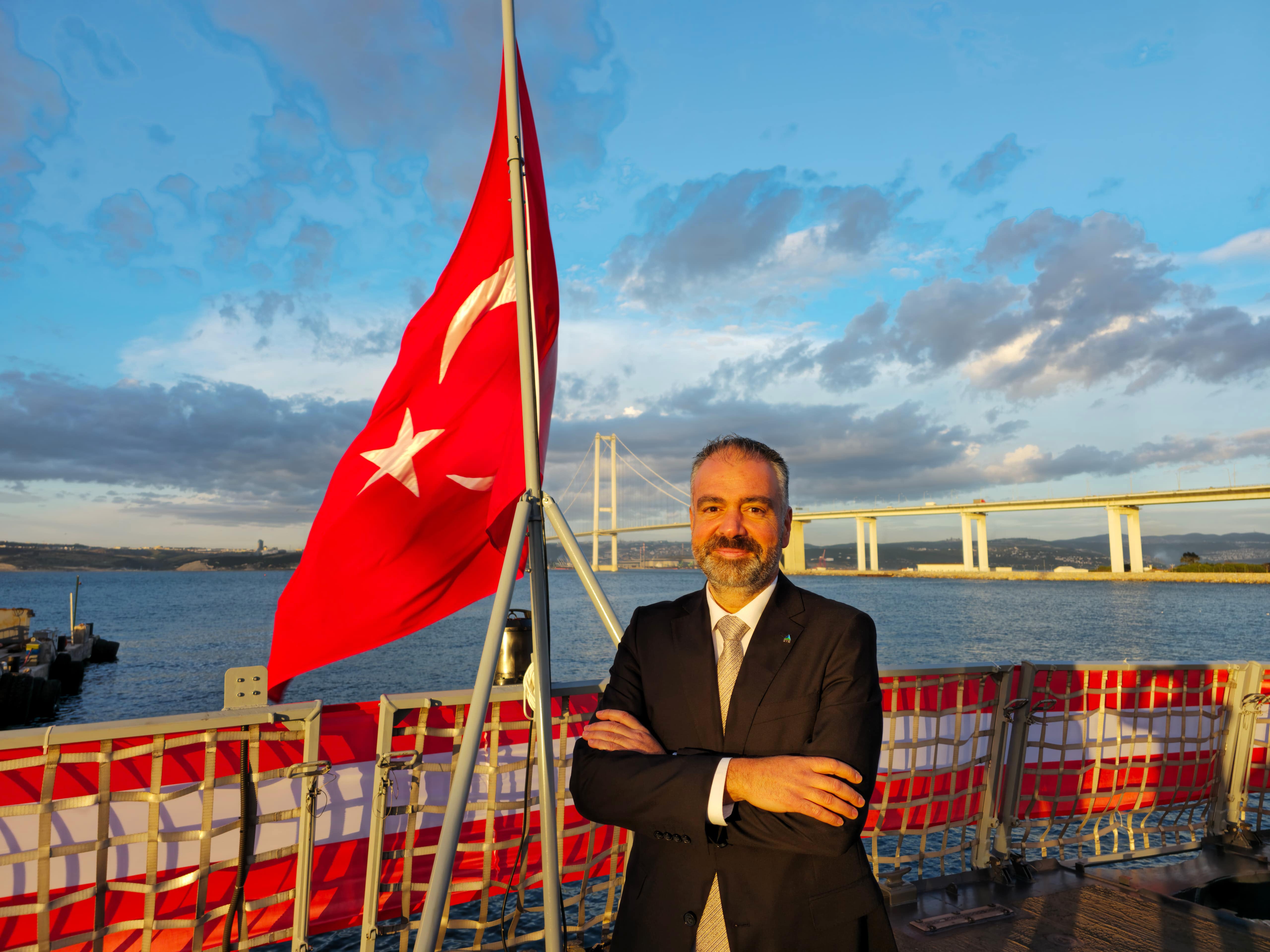 STM%20Genel%20M%C3%BCd%C3%BCr%C3%BC%20O%CC%88zgu%CC%88r%20Gu%CC%88leryu%CC%88z